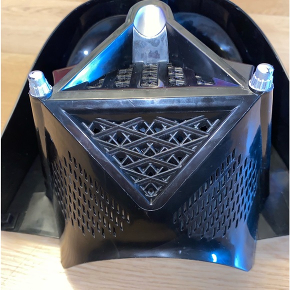 Star Wars Hasbro Rogue One Darth Vader Voice Changing Helmet - Picture 3 of 9